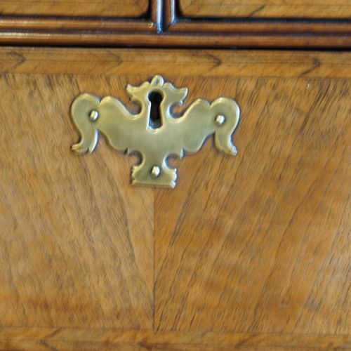 fig 4. Queen Anne walnut chest on stand
