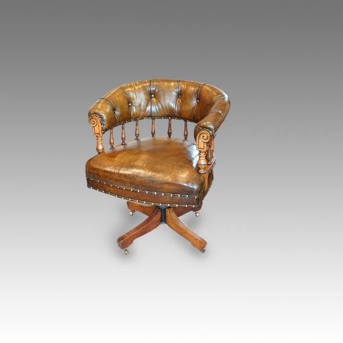 Victorian Oak Buttoned Leather Revolving Desk Chair