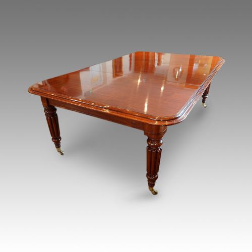 fig 1. Victorian mahogany extending dining table