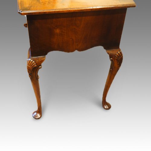 fig 1. 1920’s walnut dressing table