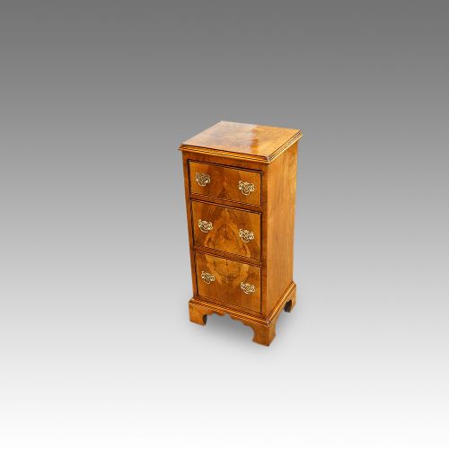 fig 1. Walnut George I style small chest