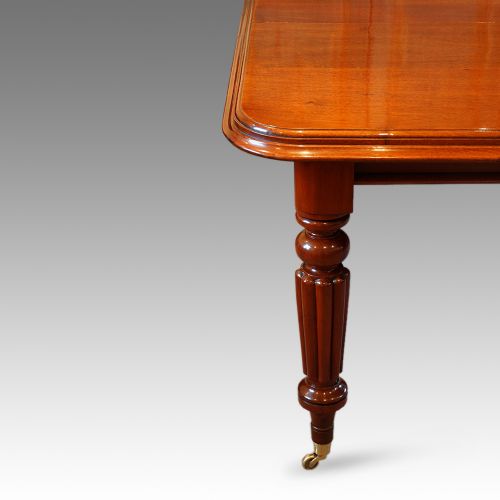 fig 1. Victorian mahogany extending dining table