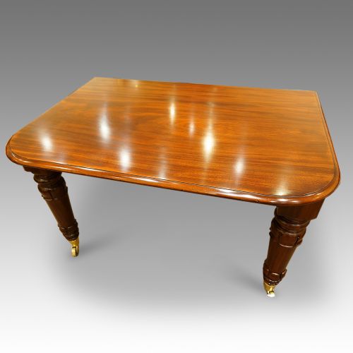 fig 4. William IV mahogany 16 seat dining table