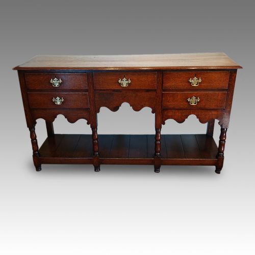 fig 4. Antique oak boarded pot-board dresser