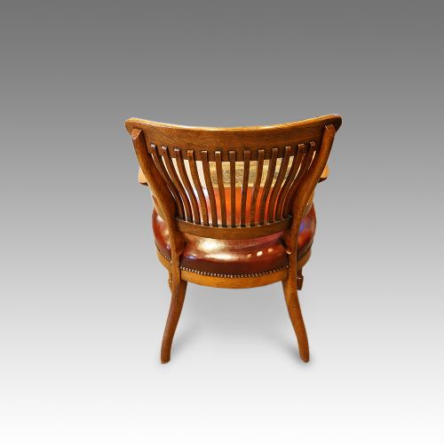 fig 5. Edwardian oak desk chair