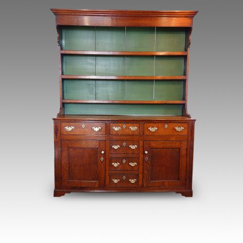 Georgian Oak North Country Dresser with Rack
