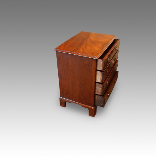 fig 1. Antique mahogany small chest of drawers