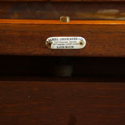 fig 1. Edwardian walnut extending dining table