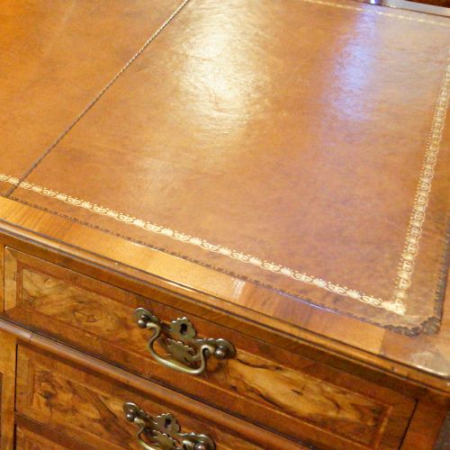 fig 1. Georgian style walnut pedestal desk