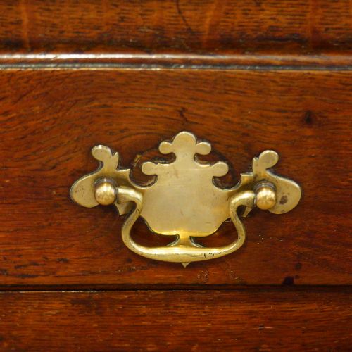 fig 4. Antique oak cottage dresser