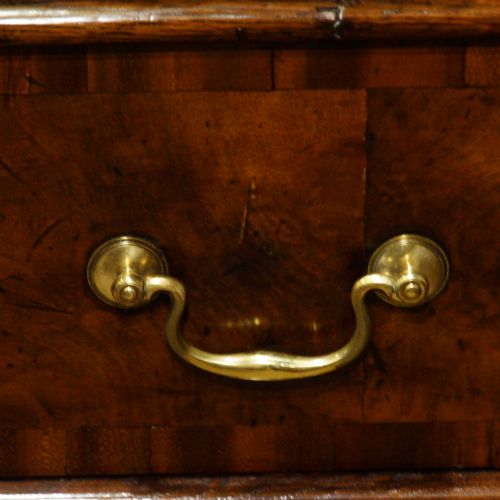 fig 4. 18thc oak and walnut chest of drawers