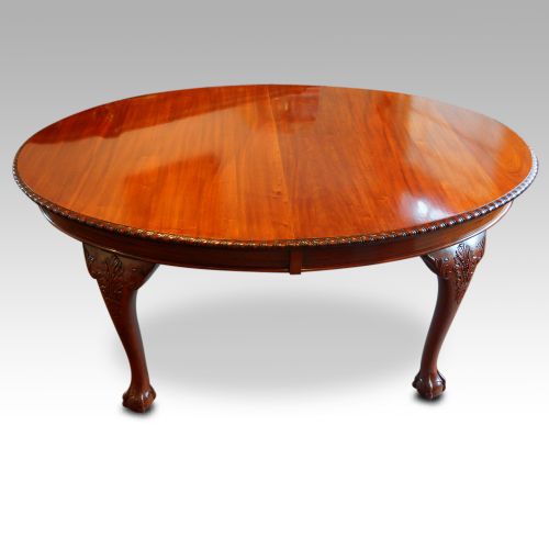 fig 7. Maple & co mahogany extending dining table