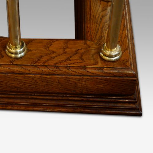 fig 1. Edwardian oak and brass club fender
