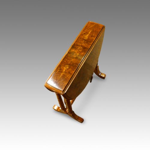 fig 5. Victorian walnut Sutherland table