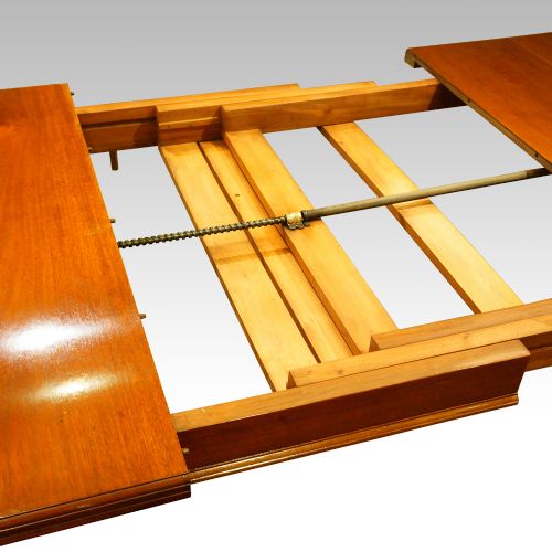 fig 10. Victorian mahogany extending dining table