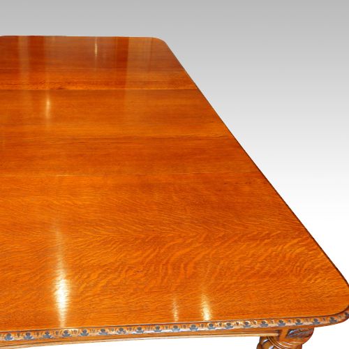 fig 3. Victorian oak extending dining table