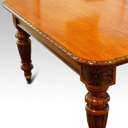 fig 4. Victorian oak extending dining table