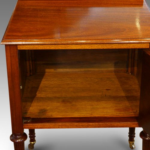 fig 5. Pair of Edwardian mahogany bedside cabinets