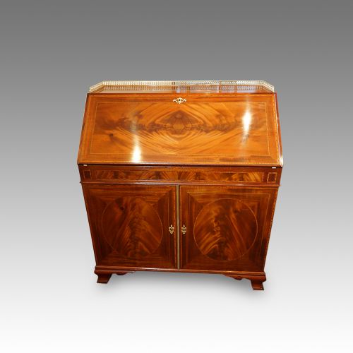 Edwardian Inlaid Mahogany Bureau