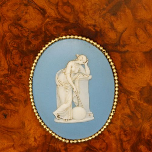 fig 5. Victorian burr walnut bon heur du jour desk