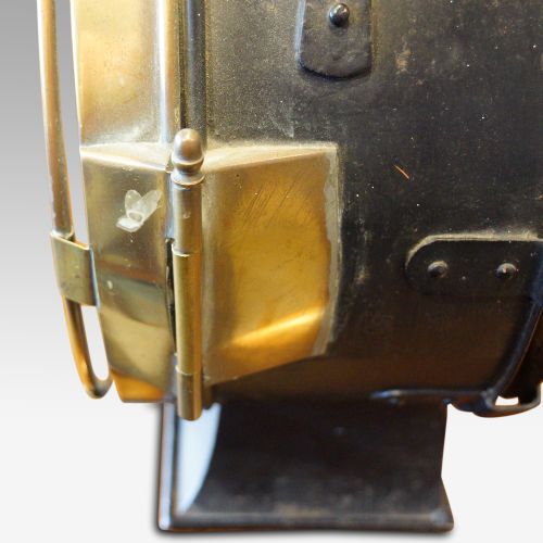 fig 2. Lang-Bachman locomotive lamp