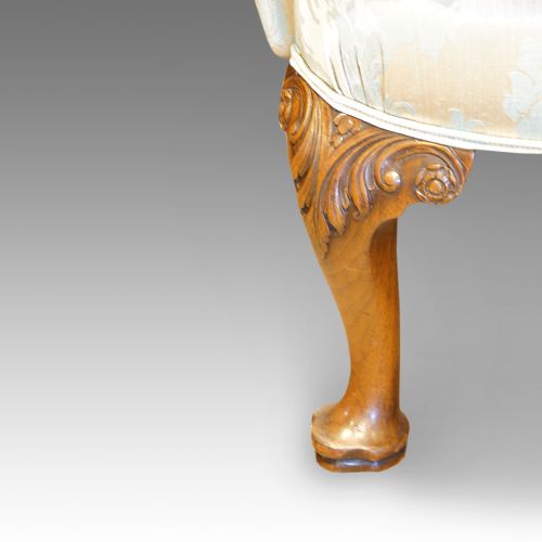 fig 3. Queen Anne style wingchair