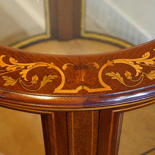 fig 2. Edwardian mahogany bijouterie cabinet
