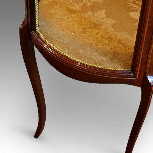 fig 5. Edwardian mahogany bijouterie cabinet