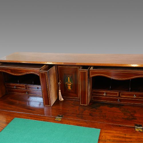 fig 8. George III mahogany Lancashire bureau