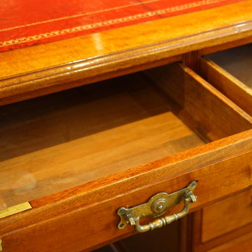 fig 1. Edwardian mahogany pedestal desk