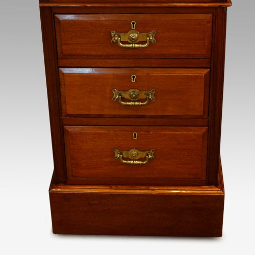 fig 3. Edwardian mahogany pedestal desk
