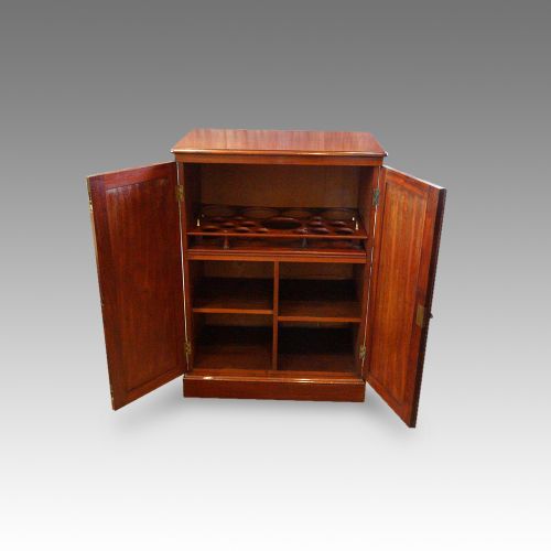 fig 3. Victorian mahogany drinks cupboard