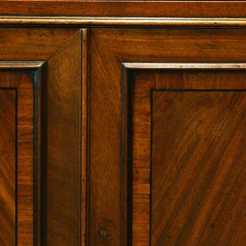 fig 4. George III mahogany secretaire bookcase