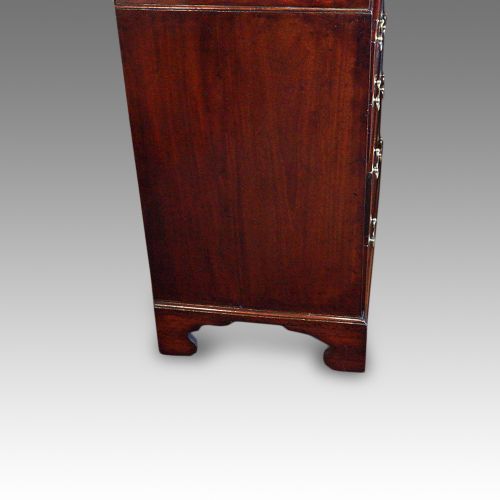 fig 3. George III mahogany small chest