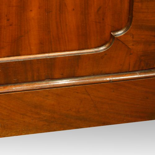 fig 6. Georgian mahogany breakfront bookcase