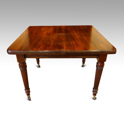 fig 4. Edwardian mahogany small dining table