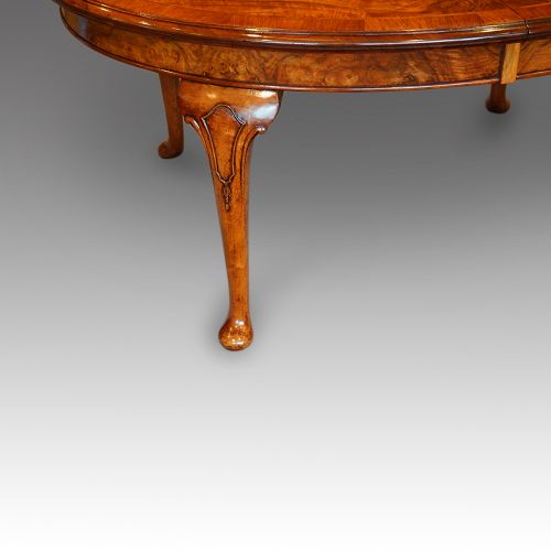 fig 1. Edwardian walnut extending dining table