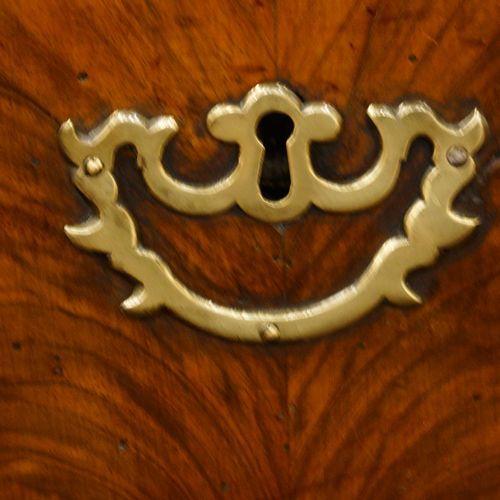 fig 1. George II walnut chest on chest