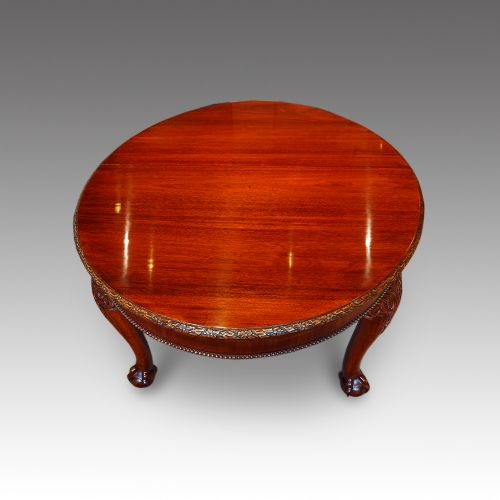 fig 5. Edwardian mahogany 3 leaf extending dining table 3m long