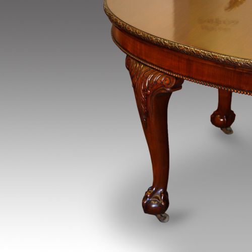 fig 8. Edwardian mahogany 3 leaf extending dining table 3m long