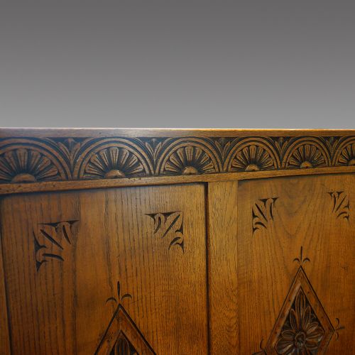 fig 2. Edwardian oak settle