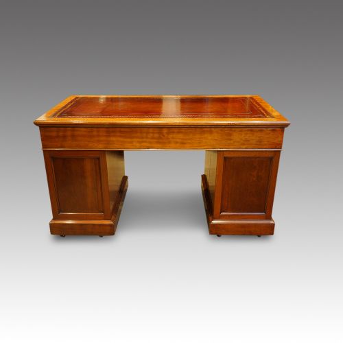 fig 4. Edwards & Roberts walnut pedestal desk