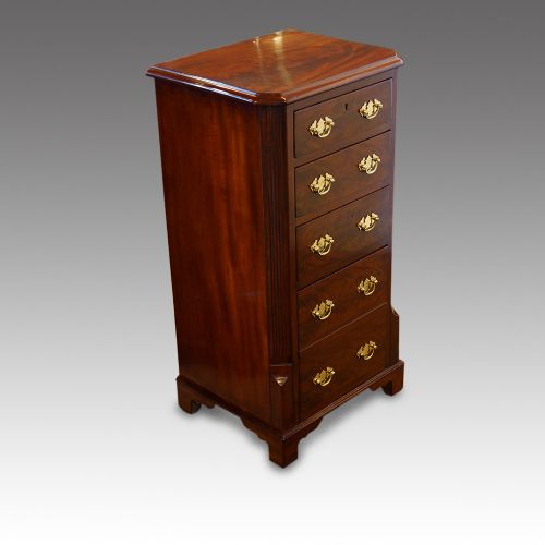 fig 1. Pair of Victorian mahogany chests