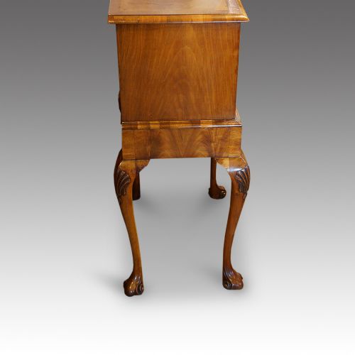 fig 2. 1930's small Walnut chest