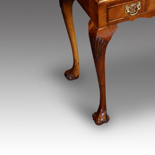 fig 5. 1930's small Walnut chest