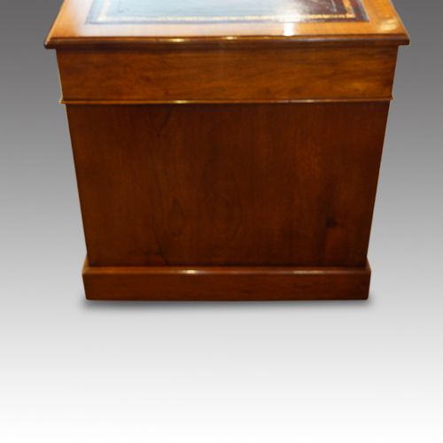 fig 2. Victorian mahogany pedestal desk