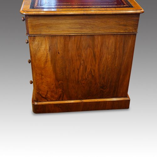 fig 5. Victorian walnut desk by Edwards and Roberts