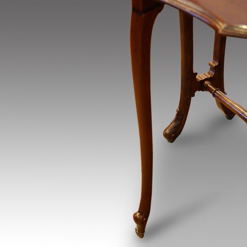 fig 5. Edwardian mahogany Sutherland table