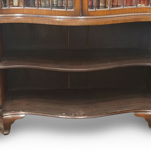 fig 5. George V mahogany bookcase