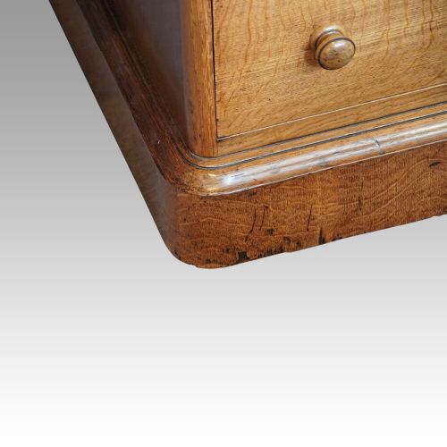 fig 6. Victorian oak partners desk